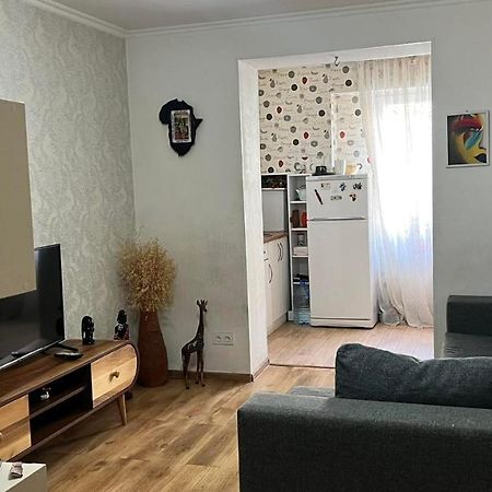 Cosy Home Rustavi  Eksteriør billede